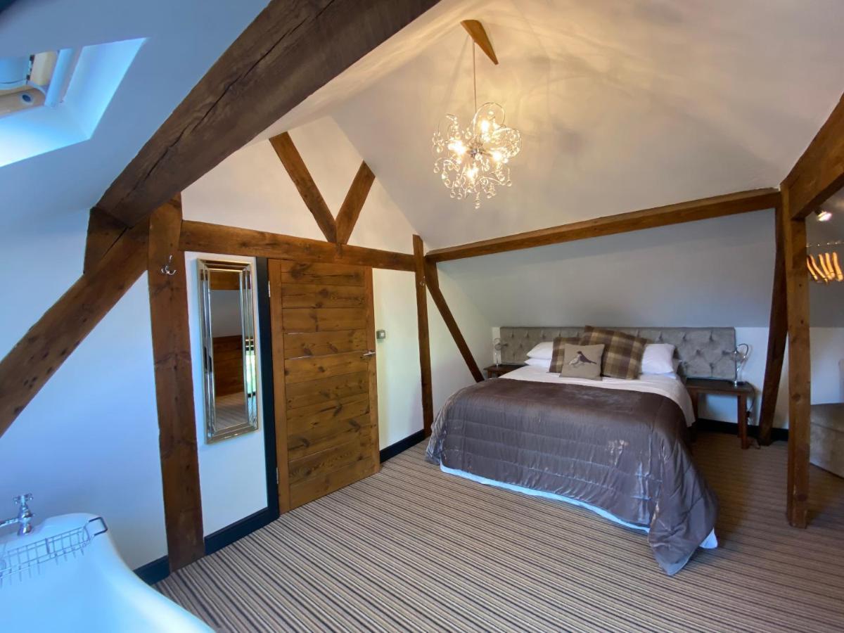 Betsey Trotwood. Historic Stylish 2-Bed Cottage. Blundeston Exterior photo